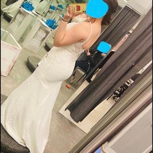 Brand New Size 10 wedding dress